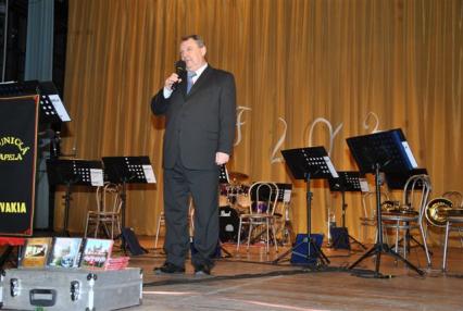 novoročný prípitok - 2012
novoročný prípitok - 2012