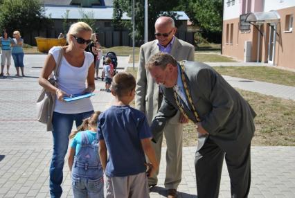 slávnostné odovzdávanie bytov
slávnostné odovzdávanie bytov