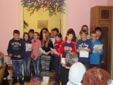 Štedrá večera v klube dôchodcov 2012
Štedrá večera v klube dôchodcov 2012