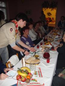 Štedrá večera v klube dôchodcov 2012
Štedrá večera v klube dôchodcov 2012