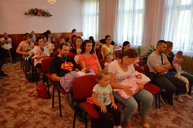 Fotogaléria Uvítanie detí do života 2015 (15) Uvítanie detí do života 2015